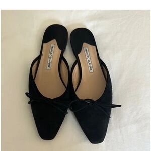 Manolo Blahnik Black Ballerimu Suede Mules